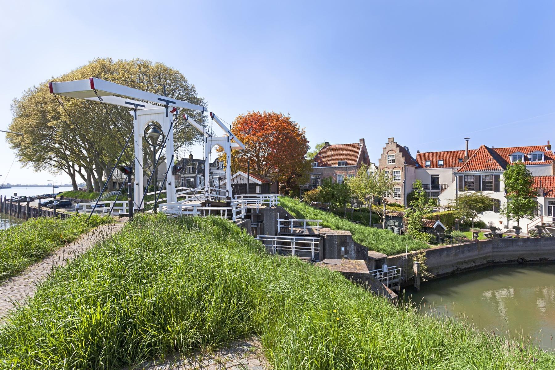 Du betrachtest gerade Kreuzfahrt mit der Excellence Countesse: Garten-Flussreise Flandern